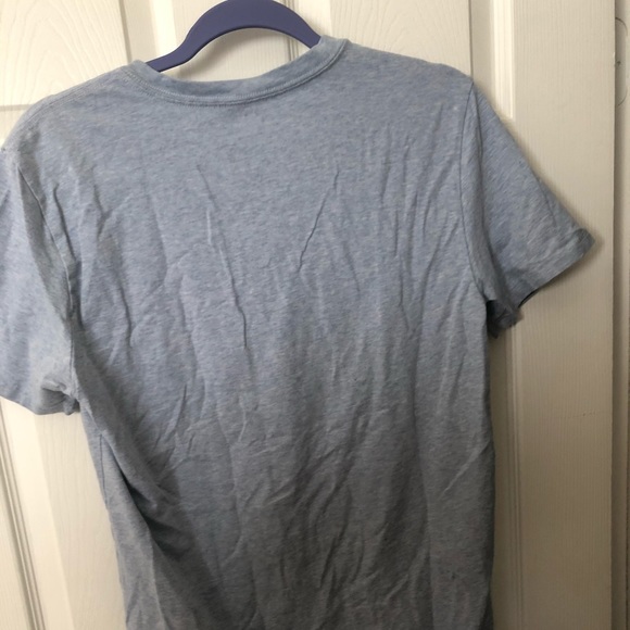 Express v neck - Picture 3 of 3